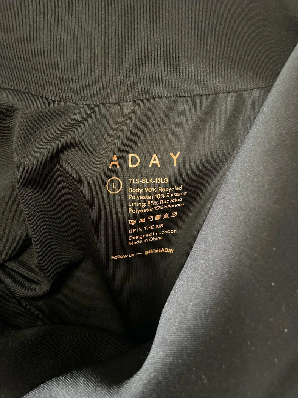 ADAY modern black